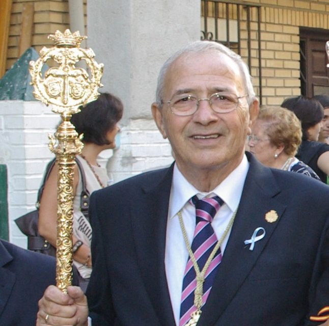 Fallece Juan Lara Lozano, antiguo Hermano Mayor y actual Medalla de Oro de la Hermandad.