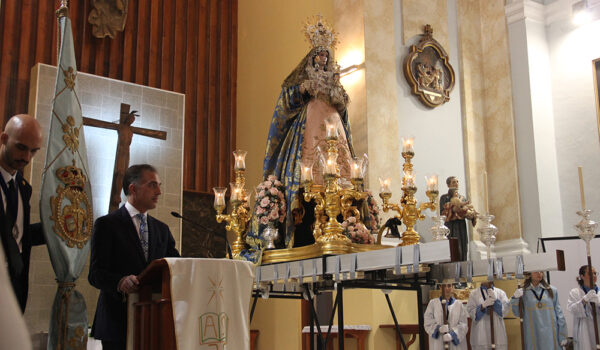 El barrio de El Palo al encuentro de su Patrona.