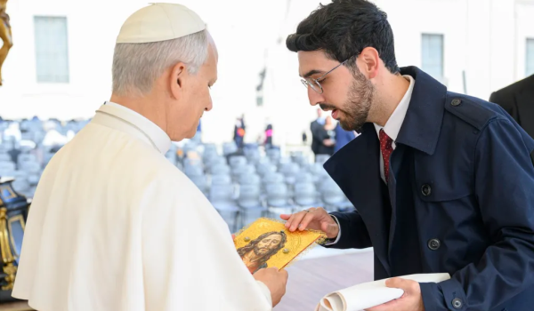 Alejandro Martín Caballero, autor del cartel anunciador de las Fiestas del Rosario 2026